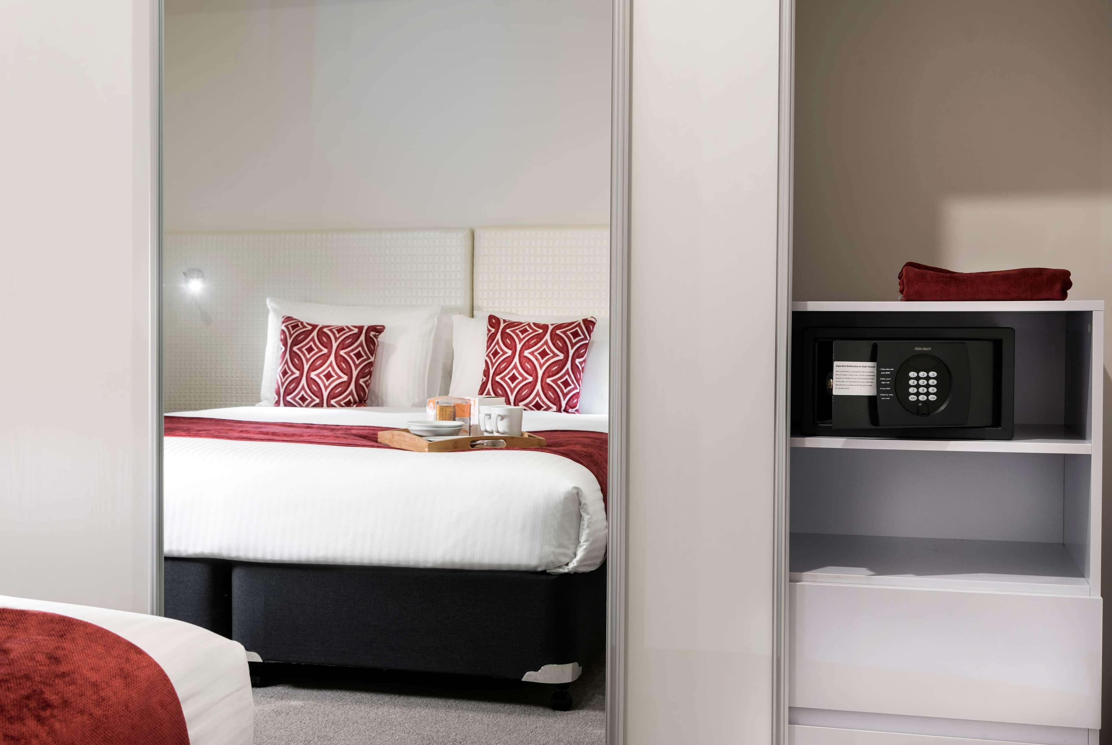 รามาดา เวโทรบลู สการ์โบโรช์บีช Hotel เพิร์ท ภายนอก รูปภาพ
